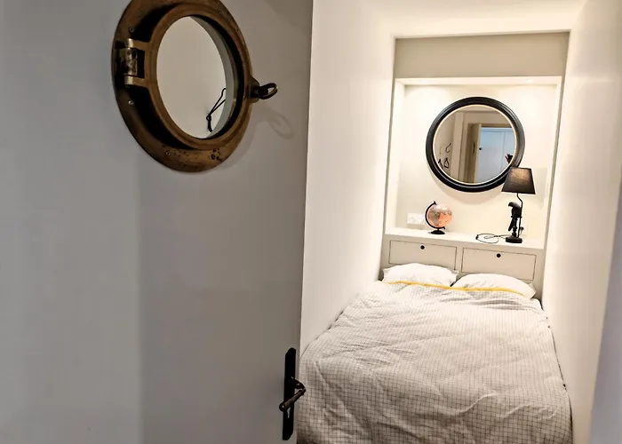 La Parenthese Bleue *