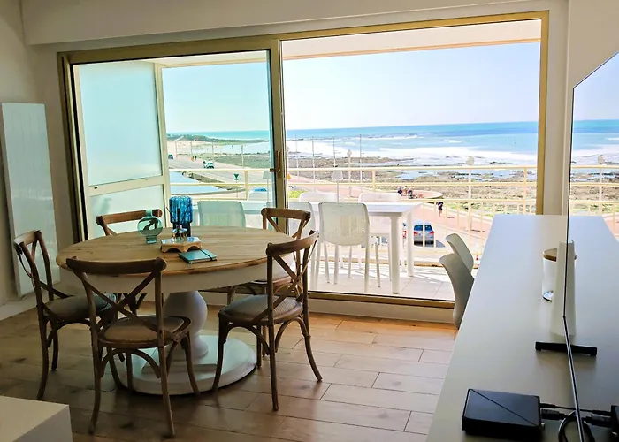 La Parenthese Bleue *